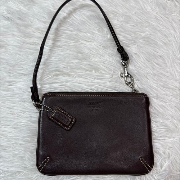 y2k COACH Vintage Leatherware Brown Leather Wristlet - Picture 1 of 6